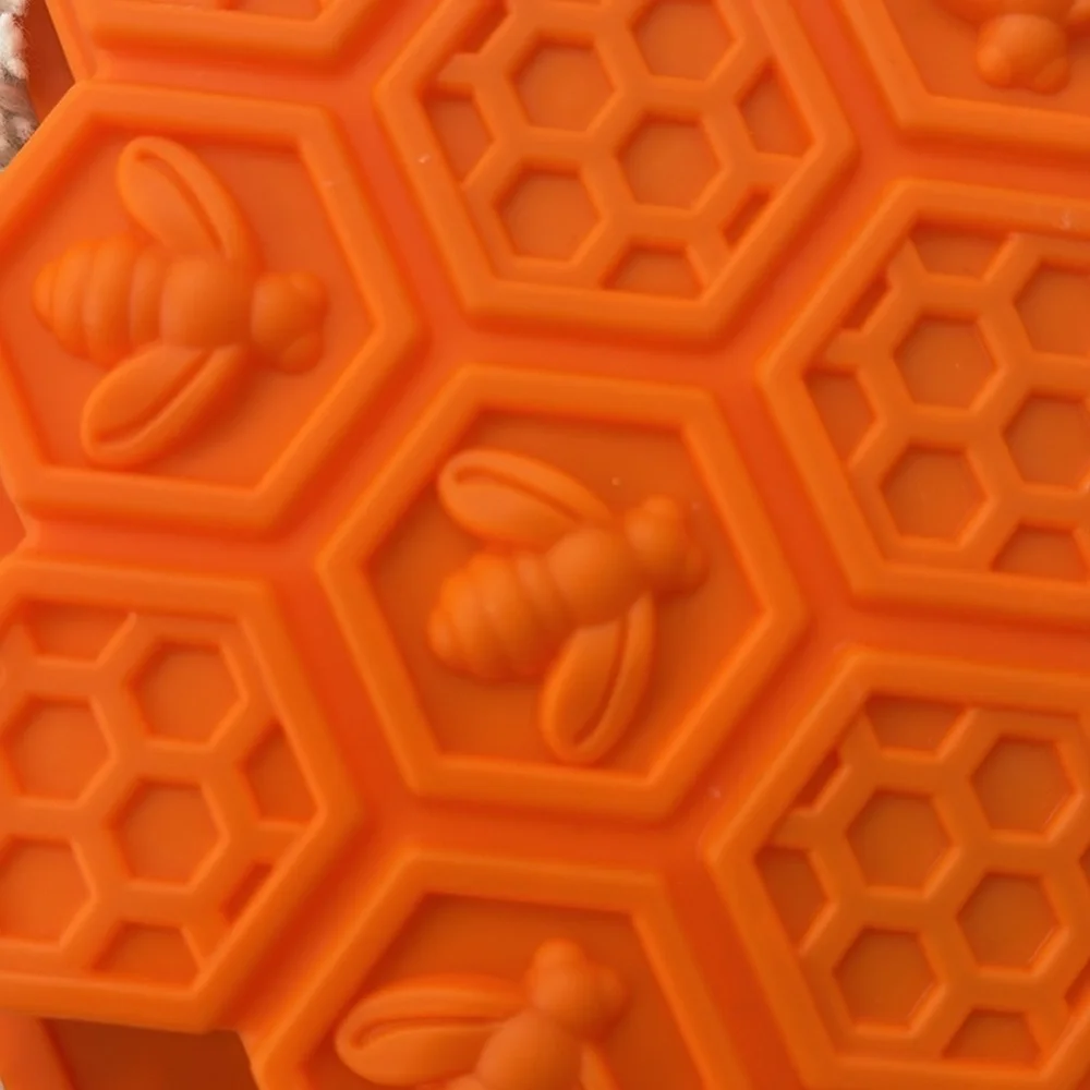 Amazon Orange Honeycomb Silicone Baking Mold